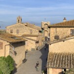 Monteriggioni dal camminamenti sulla cinta muraria